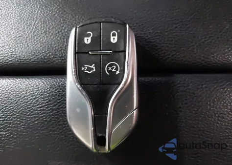 2017 Maserati Ghibli S Q4 z USA, uszkodzony, nr VIN ZAM57RTAXH1224159